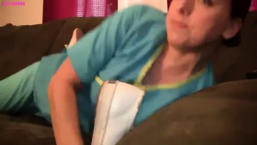 Penny hemşire keds poz okşama önceki