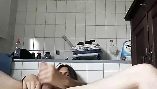 Götümde dildo ve sert boşalma