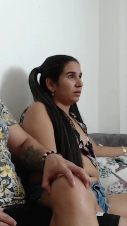 Çok seksi arkadaşım evde onunla olmayı seviyorum | Klip 1