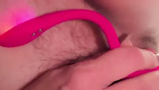 Göt yiyen evli kadın, amcık suyu damlıyor