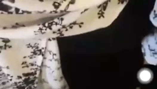 Tudung putih layan oral seks