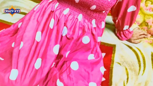 Crazy-xyz desi masum 18+ genç evli kadın aşırı sert sikiliyor