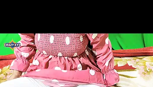 Hintli kız arkadaş sıkı amcık açık havada xxx videoda sert sikişiyor, Hintli kız arkadaş sert seks videosu