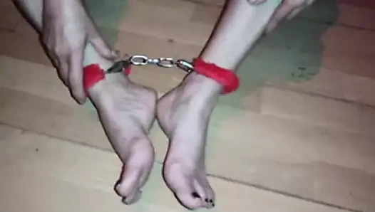 Mel'i cezalandırıyor