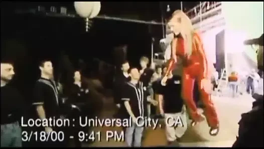 Briteny mızrakları çok sıcak!!