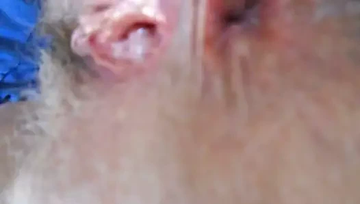 şaşkın kıllı delikler