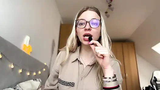 Erkekleri azdırıyor muyum? Femdom