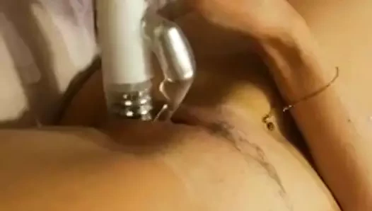 Zevk veren beyaz tavşan oyuncağı