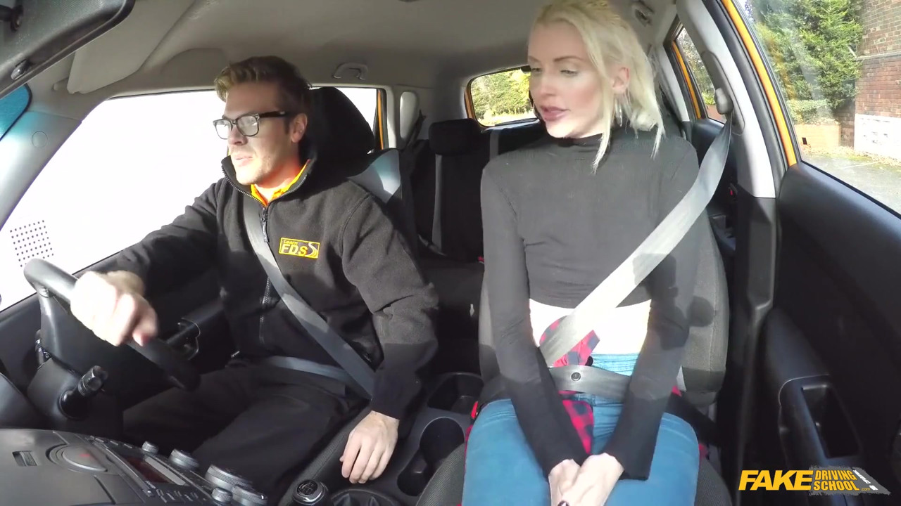 Fake Driving School - Naughty Student Driver Lexi Lou Deepthroats Instructor Ryan, Gets Fucks Hard Until She Squirts & Cums