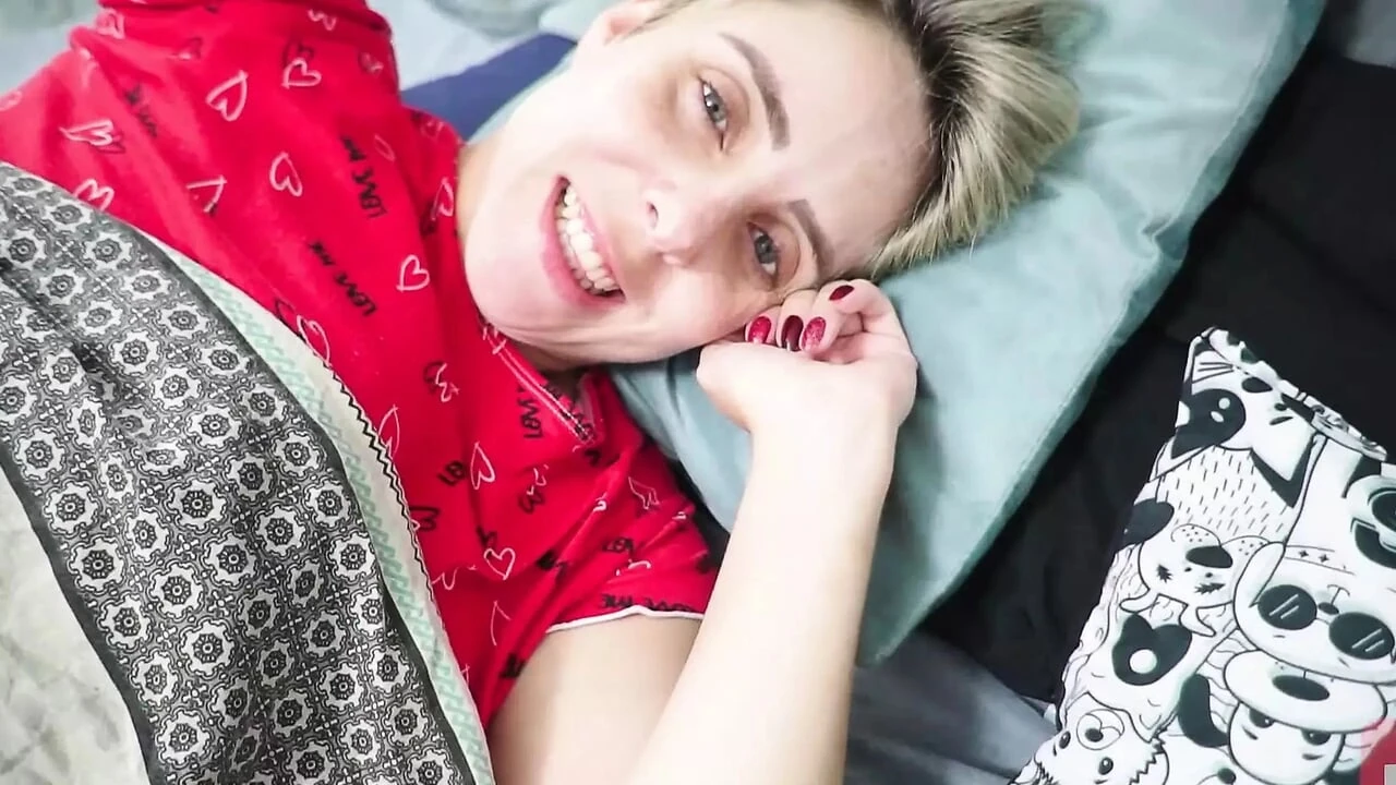 देखने का बिंदु - मेरे पति ने मुझे चोदने के लिए दोस्त को ले लिया! Bareback