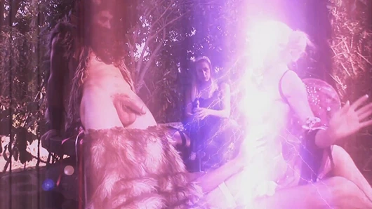 peri hoşlanır üçlü seks