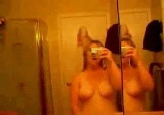 banyoda kendini filme