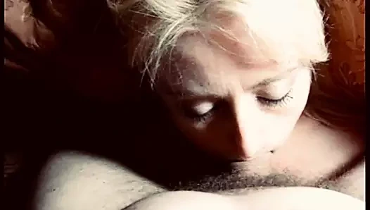 Marie horoz yutmayı seviyor!