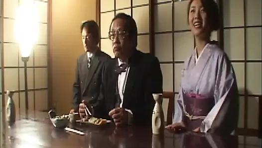 P128G02 Tek bir hatanın şehvet döngüsü tetiklediği geleneksel bir Japon restoranının fuhuşu... Showa döneminin başlarında erotik bir dram!