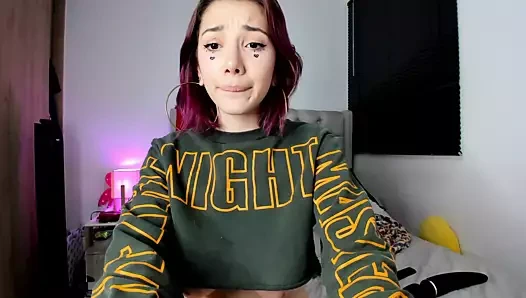 Redhead web kamerası kız onu çığlık yapmak büyük musluklar seviyor