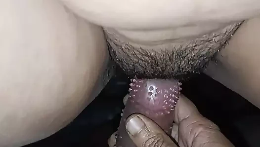 behan ne land pakad ke chut me dala hindi voice me