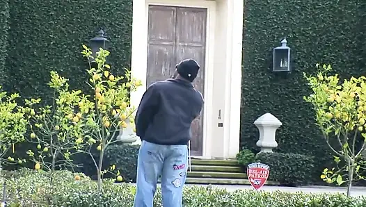 Büyük zenci adamın büyük bir siyah yarağı var