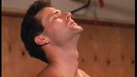 Moana pozzi - manbait içinde seks sahnesi (1992)