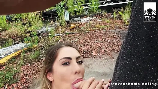 Mia Blow ve Bodo Berlin'de sert bir seks yapıyor! StevenShame