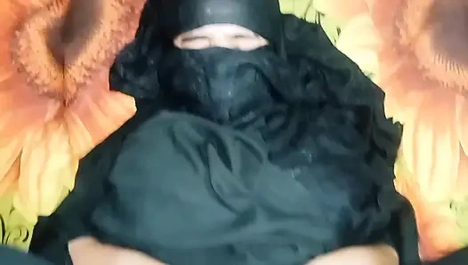 Gerçek Desi Bengalli tesettürlü kız seks
