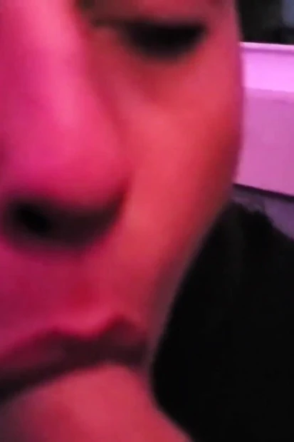 Муженек обожает слушать обо всех членах, которые высосали, часть 2