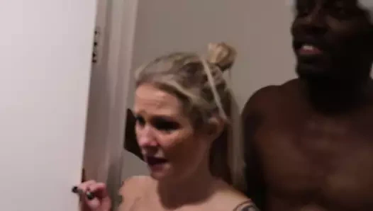 Bambi Su Sporlarını Deniyor