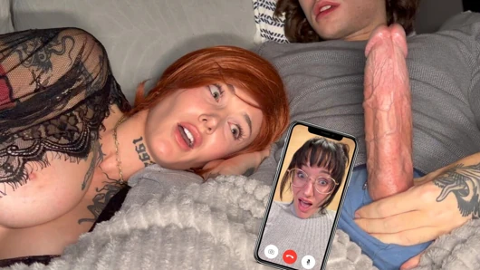 Mostohaanya FaceTimes mostohanéni, mielőtt szembesítené a maszturbáló mostohafiát