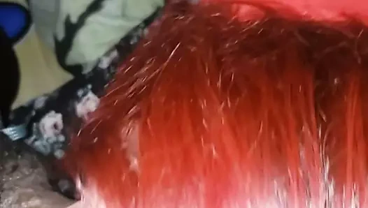 Tombul beyaz sürtük taşaklarımı boşaltıyor