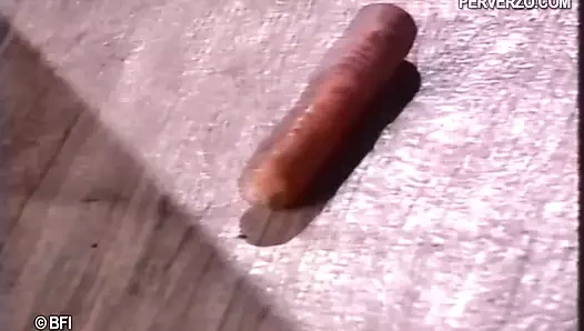 Acı çeken sürtük sikiliyor