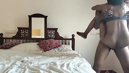 Cock Hold Suba'nın Kocası, Neibour Boy ile