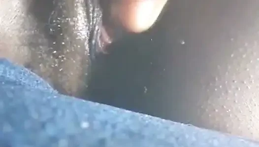 Azgın ıslak ateşli amcık damlatıyor
