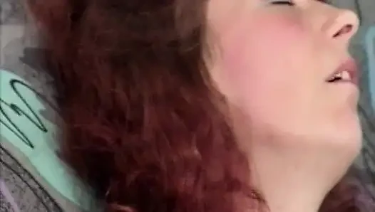 Fransa'dan amatör bebek yüzünün her yerine boşalıyor