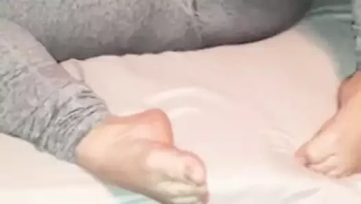 Walked in on step mom masturbating and she offered to let me cum with her