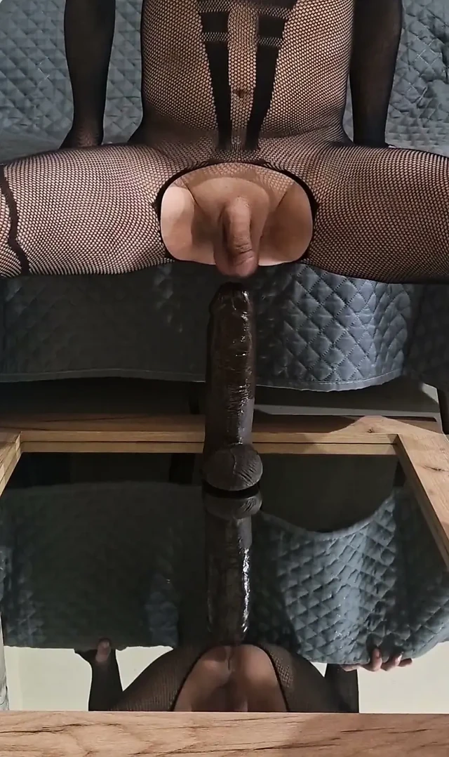 Aynanın önünde sikişmek gerçekten çok ateşli!