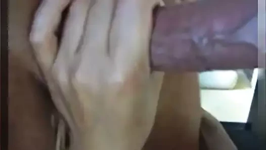 Karım beni iyi bir oral seks ile memnun ediyor