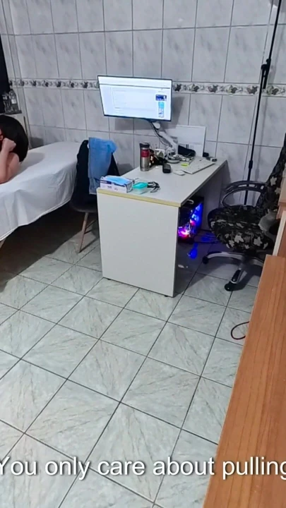 Aslında doktor o kadar iyi değildi. | Klip 1