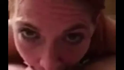 amatör cuckold kız arkadaşı emme yabancılarla horoz