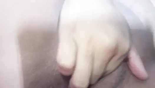 – Parmaklarımı heyecanla sokunca