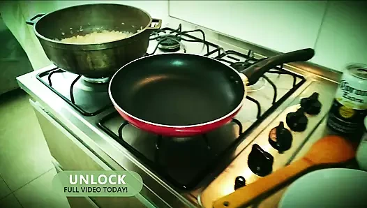 Pablon3grobar - gırtlağına kadar yarakla yemek yapıyor