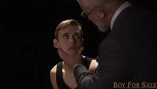 İtaatkar twink anal hakimiyete katlanıyor