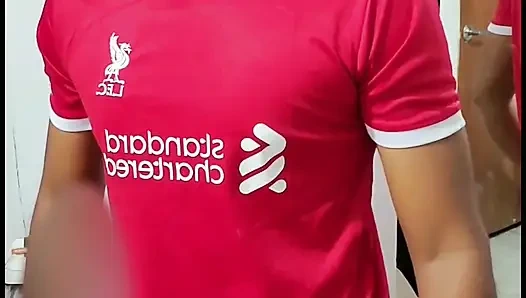 Çok azdım, sikim patlayacakmış gibi hissettim.