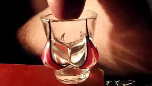 Göğüsler dölle dolu