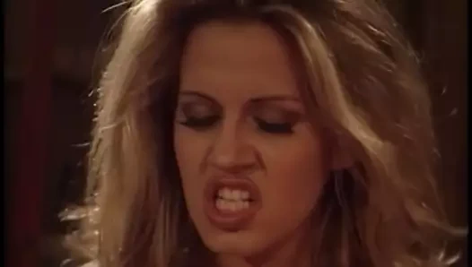 Sıcak kız gets becerdin doggystyle ile bir büyük horoz ve gf