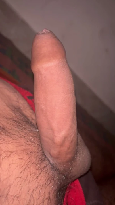 Hint desi yarrak 9 inç isteyen yorum yapsın
