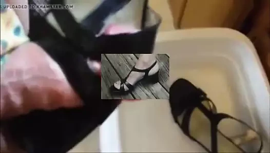 Olgun ayak ayakkabı fetişi