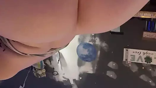 Az önce satın aldığım büyük zenci yarağı dildo