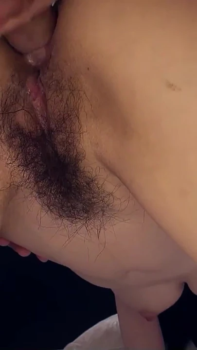 Japon zayıf kadın Japonya'da tam sansürsüz jav pornosunda götünü siktikten sonra götüne boşalıyor | Klip 3