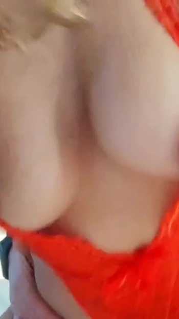 Незабываемый момент от "Польская горячая девушка хочет огромный камшот"