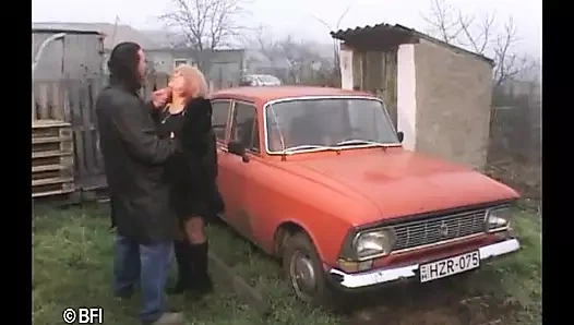 Şişman yaşlı ve Alman nine