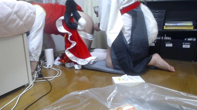 Momiji ve chen cd kostümü